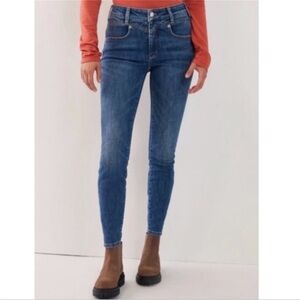 Anthropologie Pilcro like new high rise skinny western yoke jeans size 31